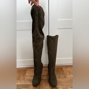 Knee high dark green faux suede heeled boots SIZE 9